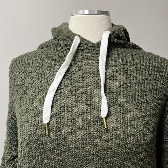 Natural Reflections green hooded sweater - Picture 2 of 6